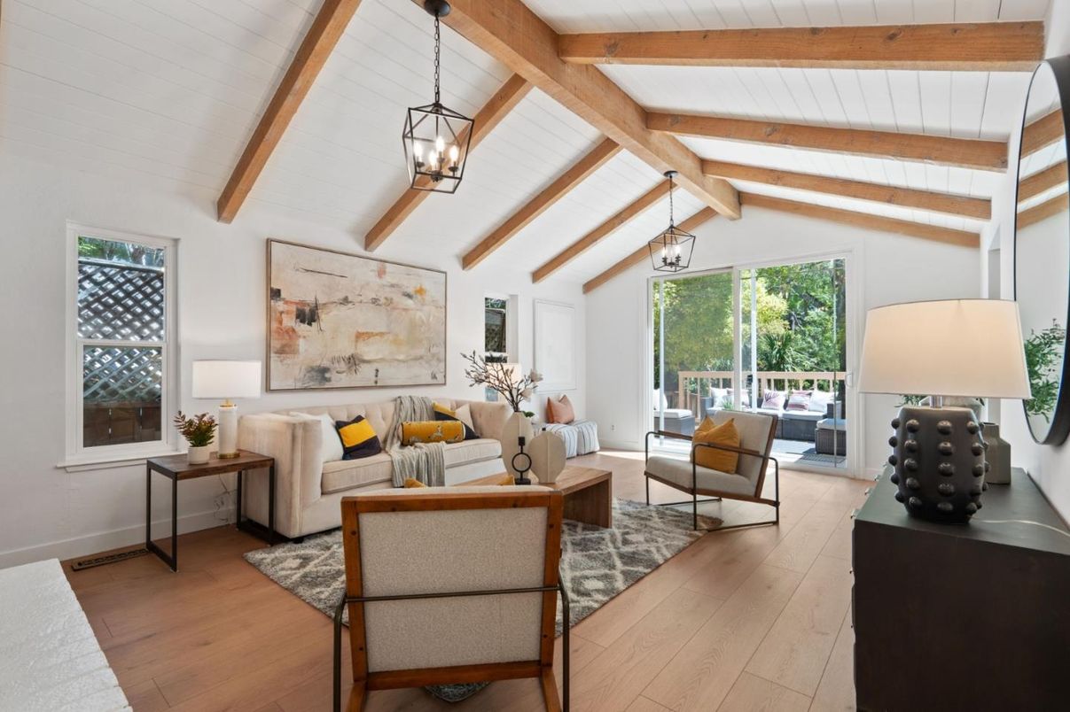 Interior, Living room, Pendant Lights, Wooden Beams, Wood Texture Flooring