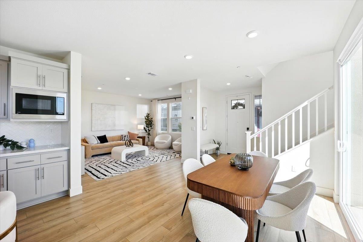Dining room, Interior, Living room, Recessed Lighting, Wood Texture Flooring