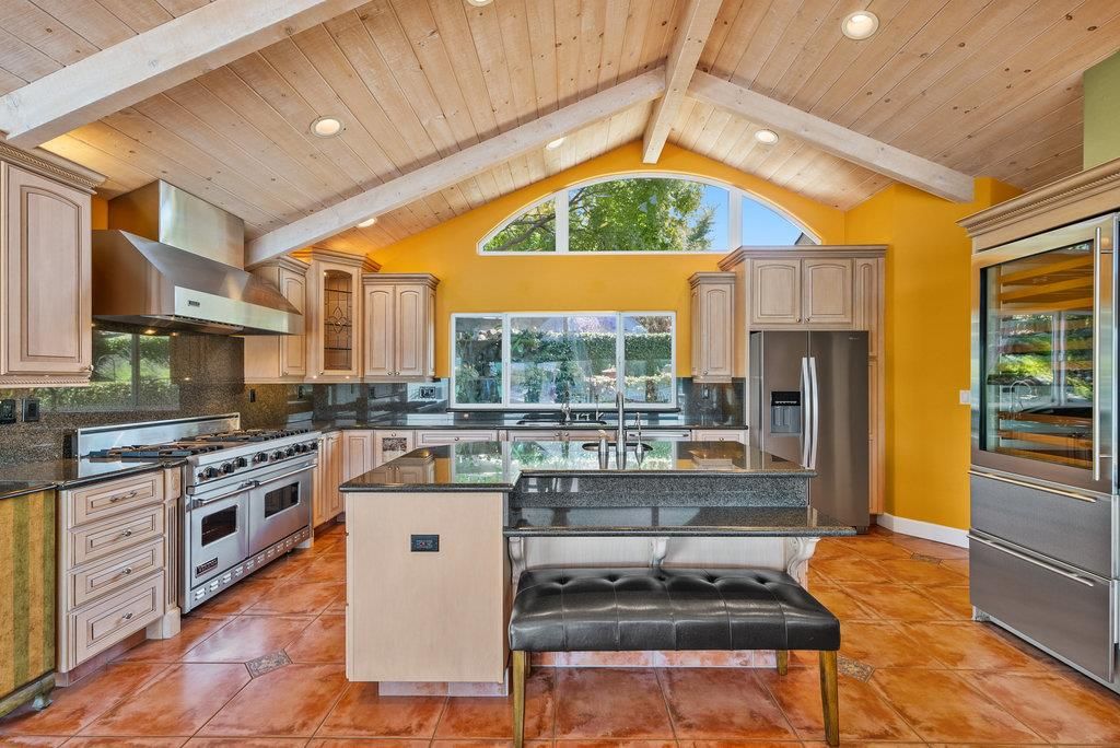 Interior, Kitchen, Recessed Lighting, Stainless Steel Appliances, Wooden Beams, Wooden Ceilings