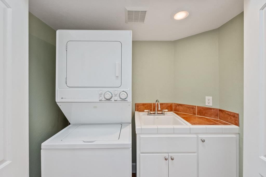 Interior, Recessed Lighting, Utility Closets, Washer