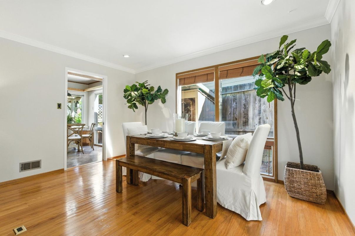 Dining room, Interior, Recessed Lighting, Wood Texture Flooring