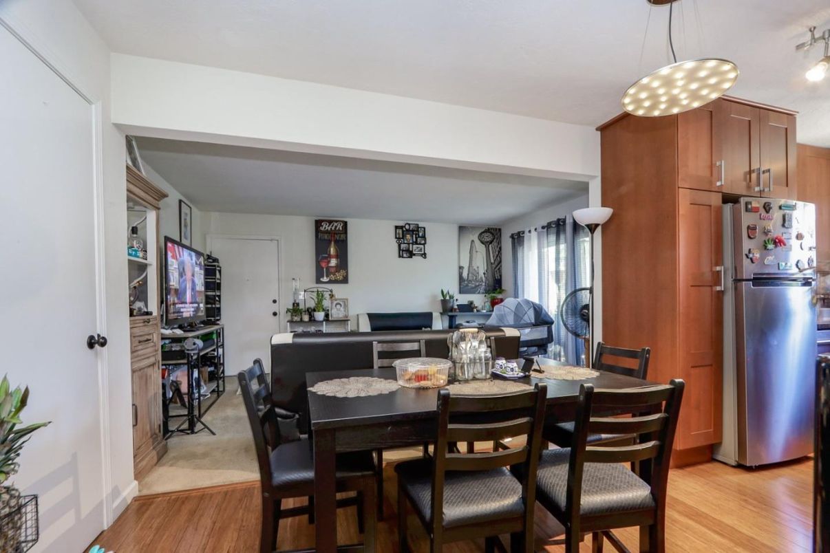Dining room, Interior, Kitchen, Pendant Lights, Wood Texture Flooring