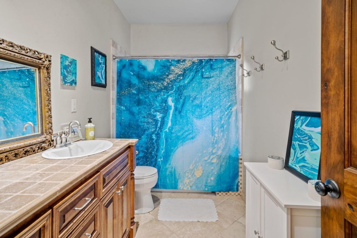 Bathroom, Interior, Tile Countertops