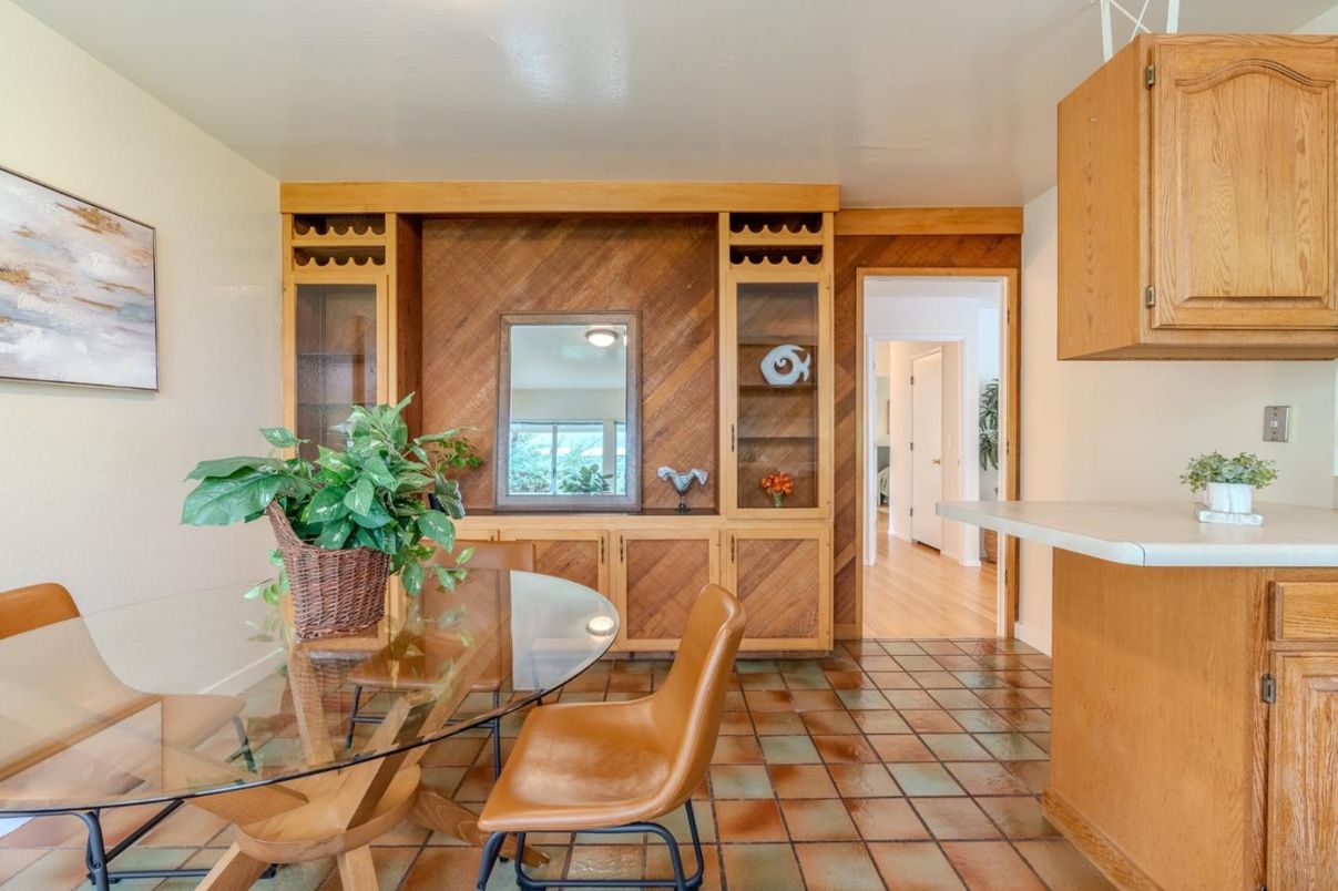 Dining room, Interior, Wood Texture Flooring