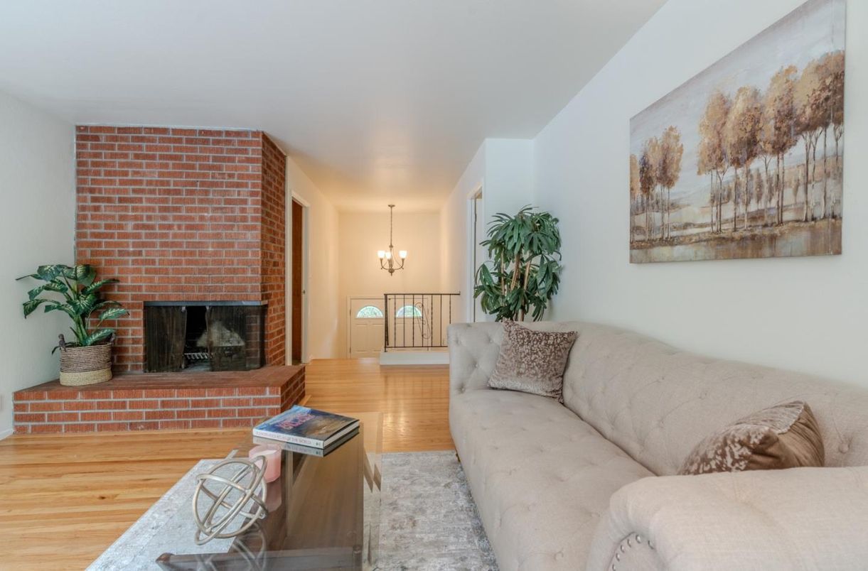 Fireplace, Interior, Living room, Pendant Lights, Stone Walls, Wood Texture Flooring