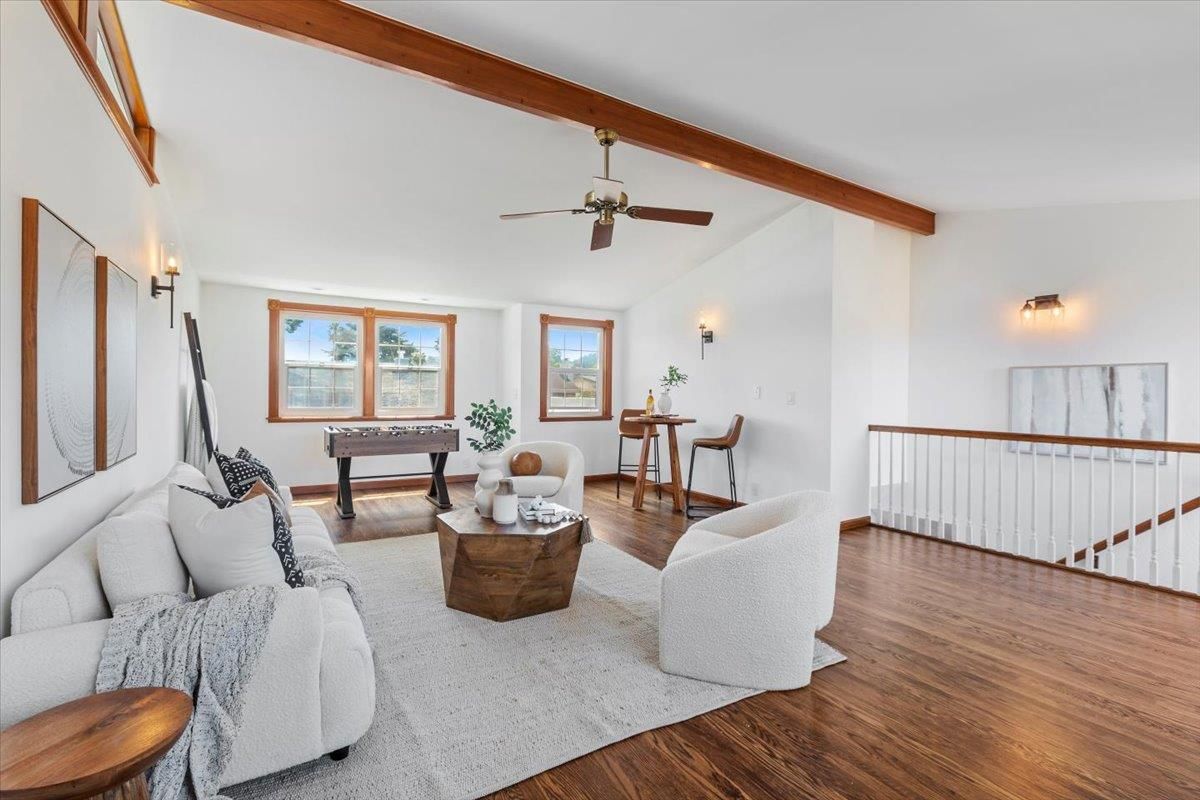 Bedroom, Interior, Pendant Lights, Wood Texture Flooring