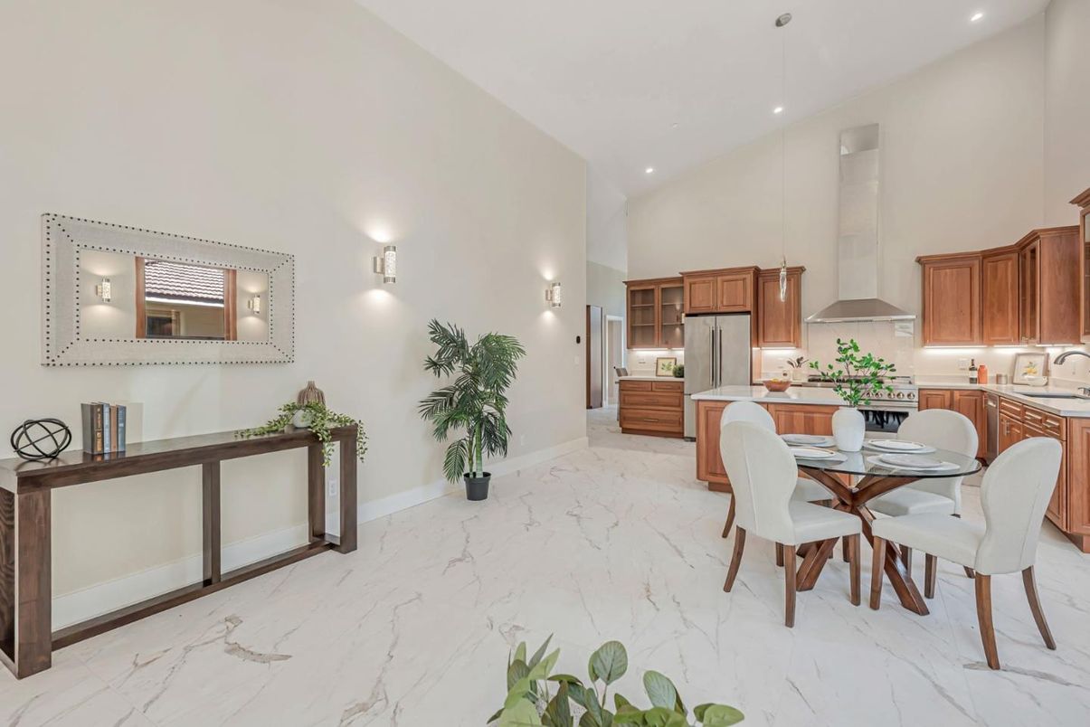 Dining room, Interior, Kitchen, Marble, Recessed Lighting