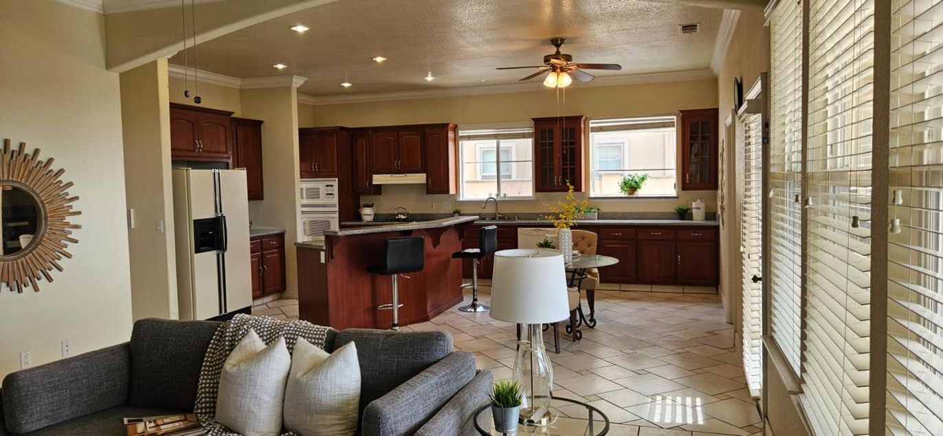 Interior, Kitchen, Recessed Lighting
