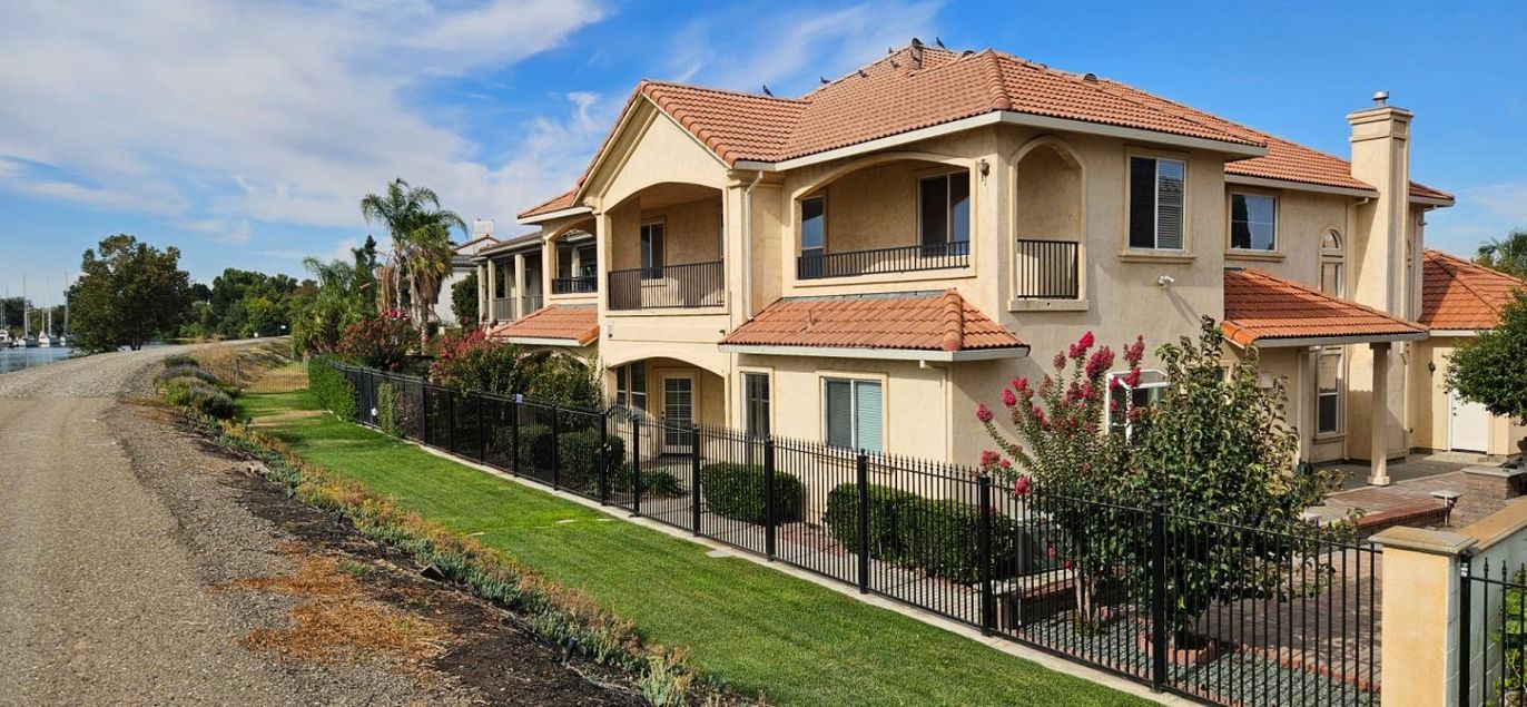Backyard, Exterior, Facade, Mediterranean