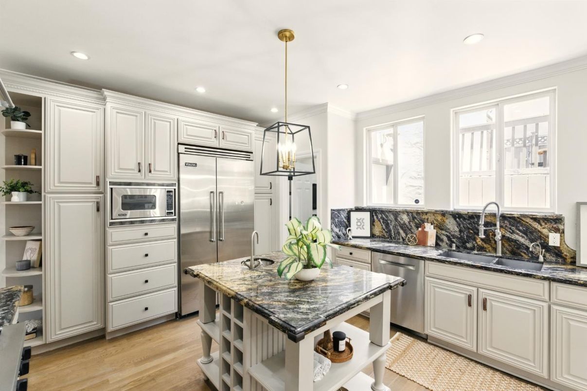 Interior, Kitchen, Pendant Lights, Recessed Lighting, Wood Texture Flooring