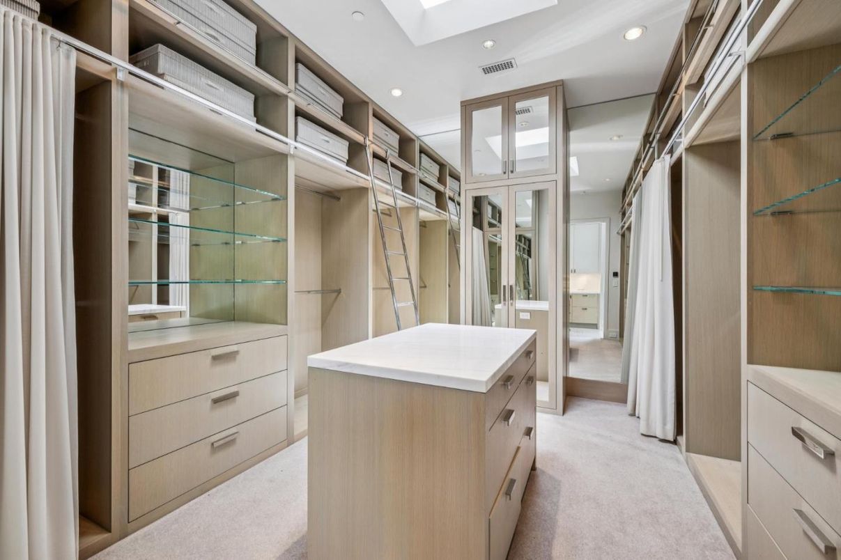 Interior, Recessed Lighting, Walk-in Closets