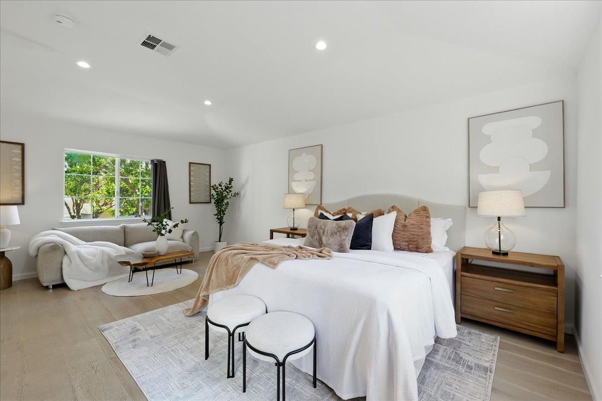 Bedroom, Interior, Recessed Lighting, Wood Texture Flooring