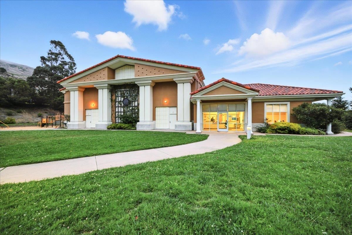 Backyard, Exterior, Facade, Mediterranean