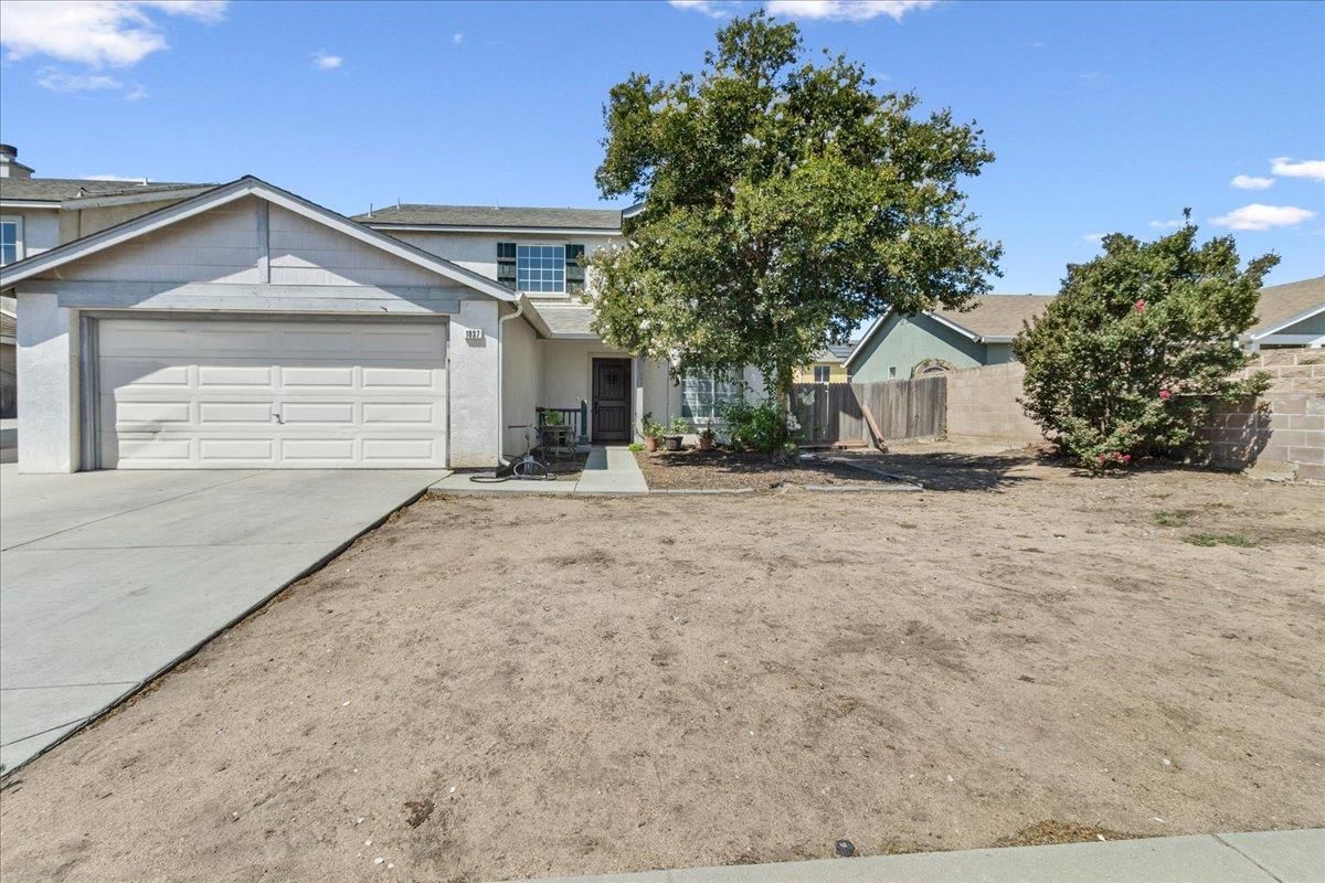 Attached, Backyard, Exterior, Facade, Ranch