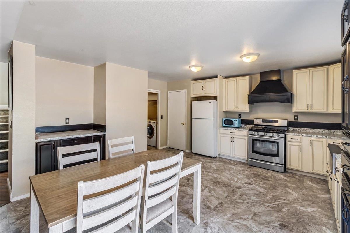 Interior, Kitchen, Stainless Steel Appliances, Washer