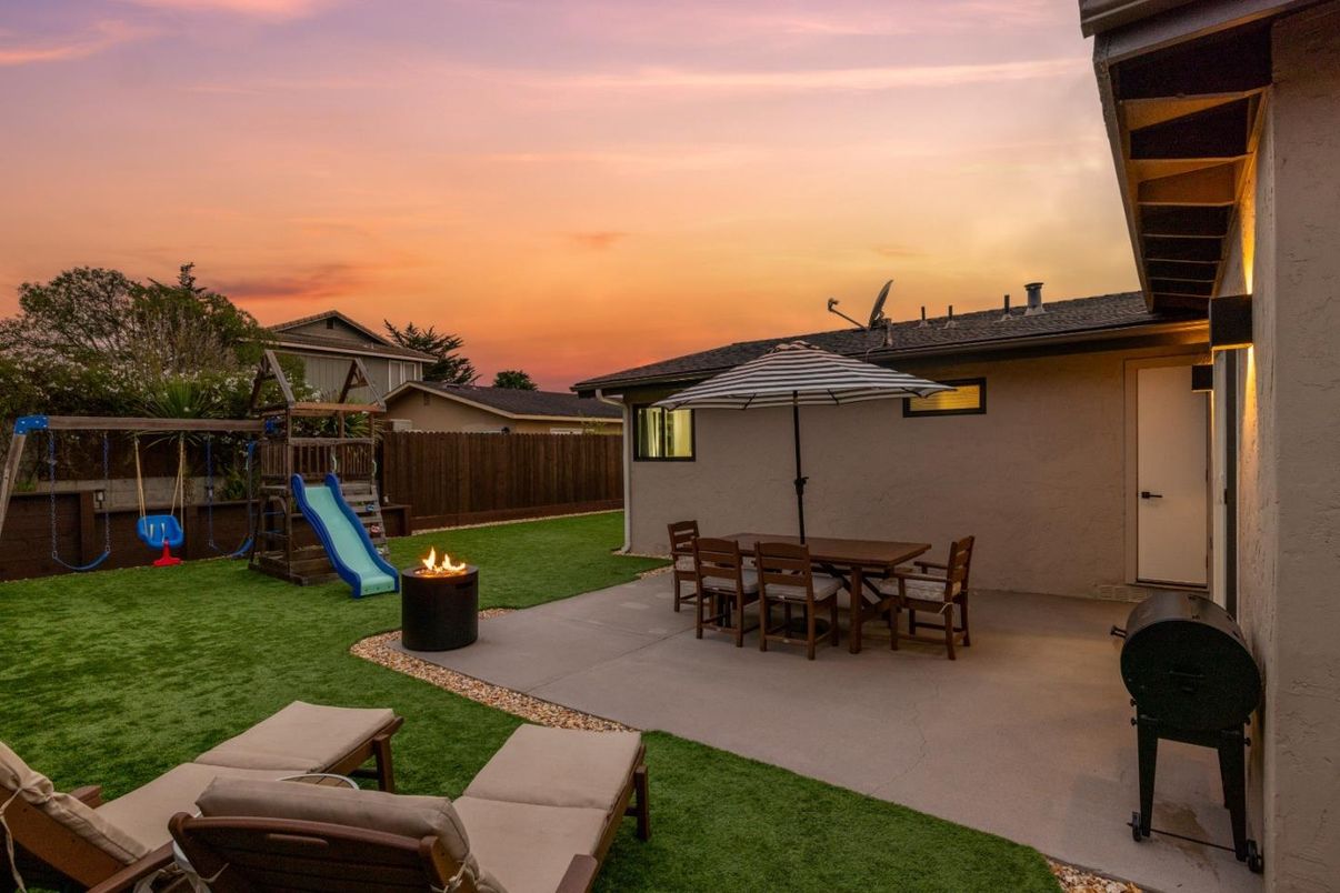 Backyard, Exterior, Playground