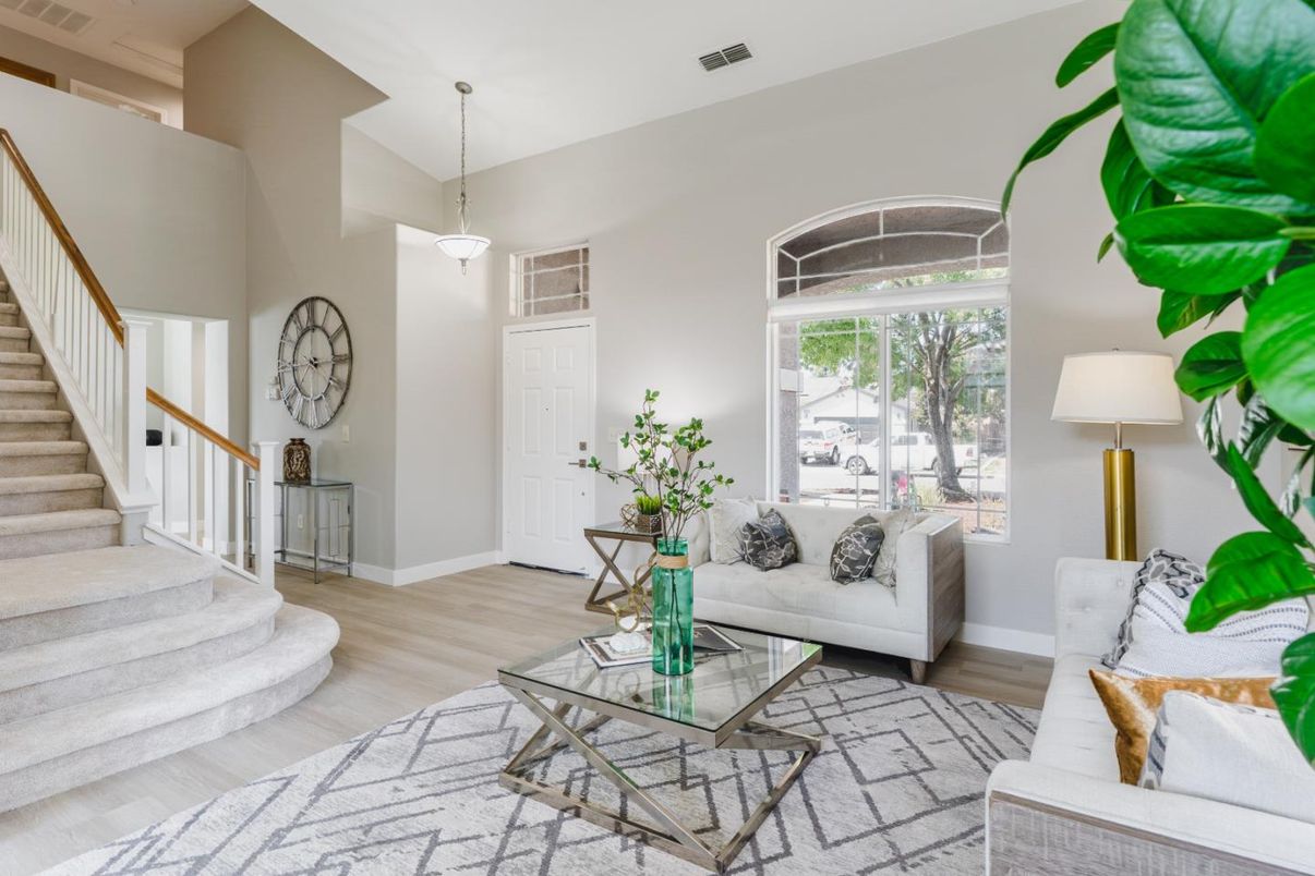 Interior, Living room, Pendant Lights, Wood Texture Flooring