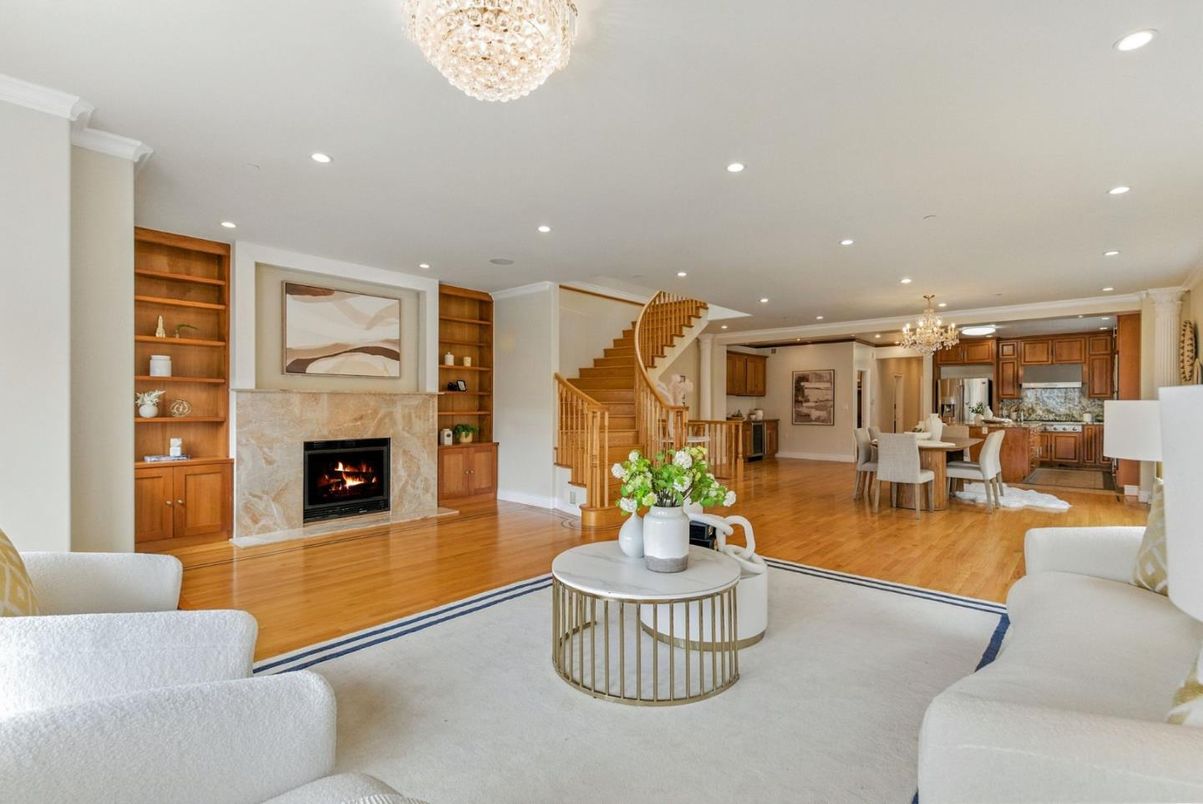 Chandelier, Dining room, Fireplace, Interior, Living room, Recessed Lighting, Wood Texture Flooring