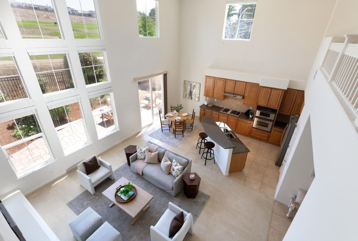Dining room, Interior, Kitchen, Living room, Stainless Steel Appliances