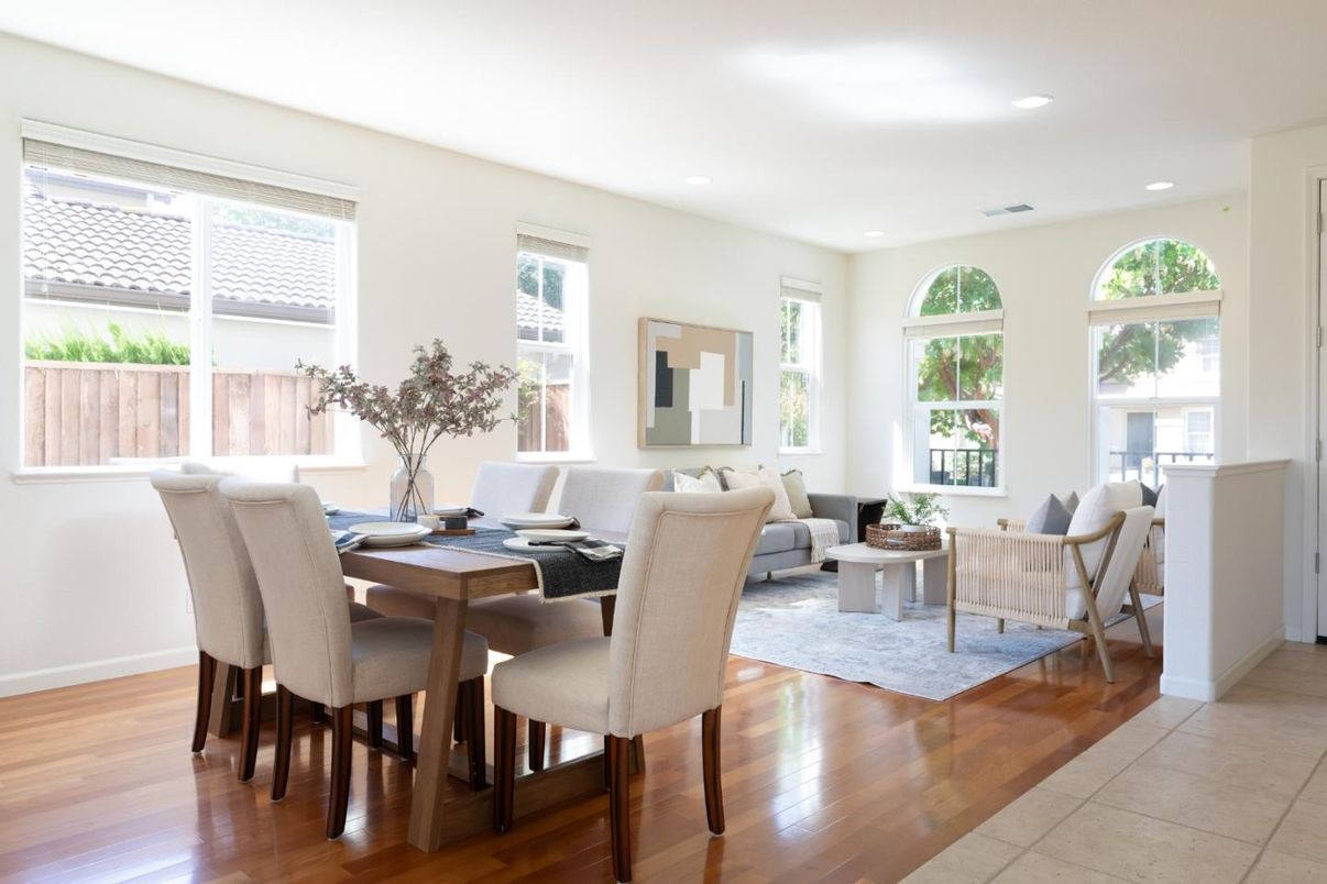 Dining room, Interior, Living room, Recessed Lighting, Wood Texture Flooring