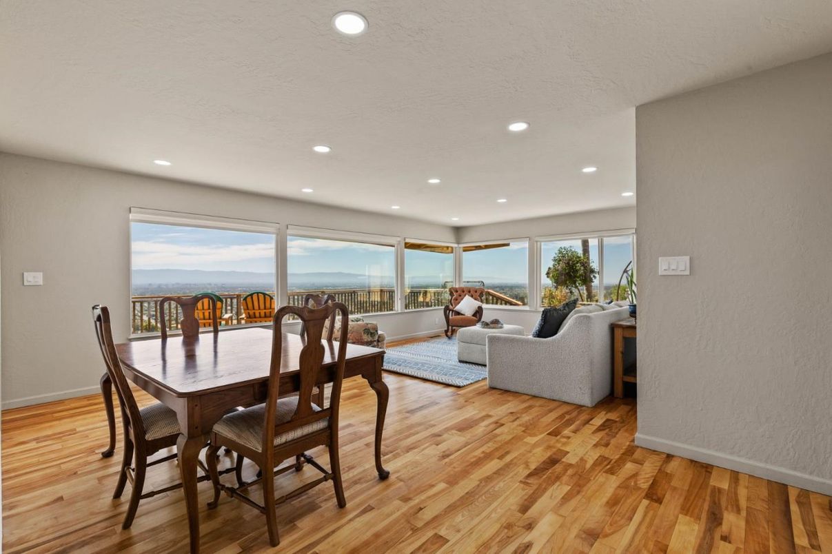 Dining room, Interior, Living room, Recessed Lighting, Wood Texture Flooring