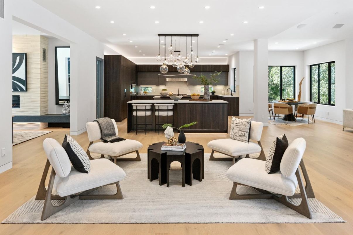 Dining room, Interior, Kitchen, Living room, Pendant Lights, Recessed Lighting, Wood Texture Flooring
