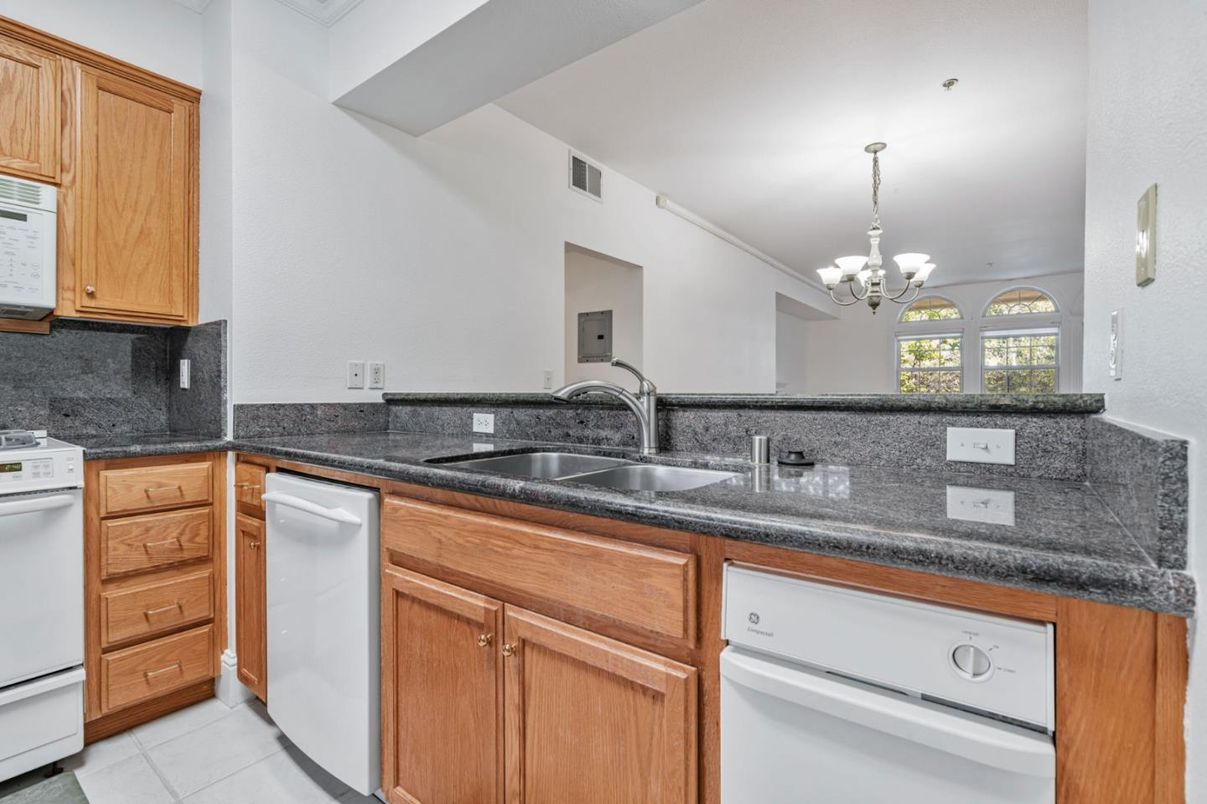 Chandelier, Interior, Kitchen