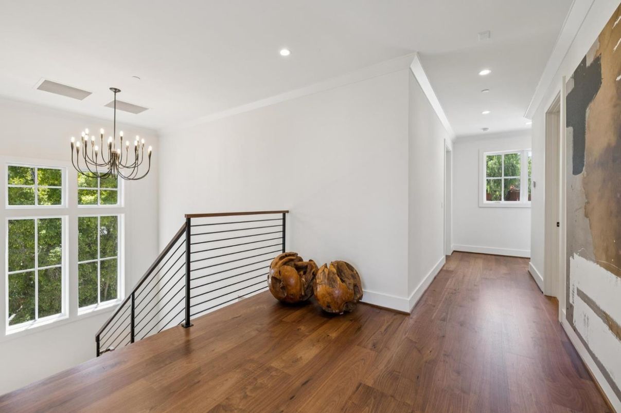 Chandelier, Interior, Recessed Lighting, Wood Texture Flooring