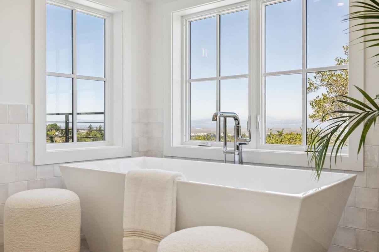 Bathroom, Free Standing Baths, Interior, Water