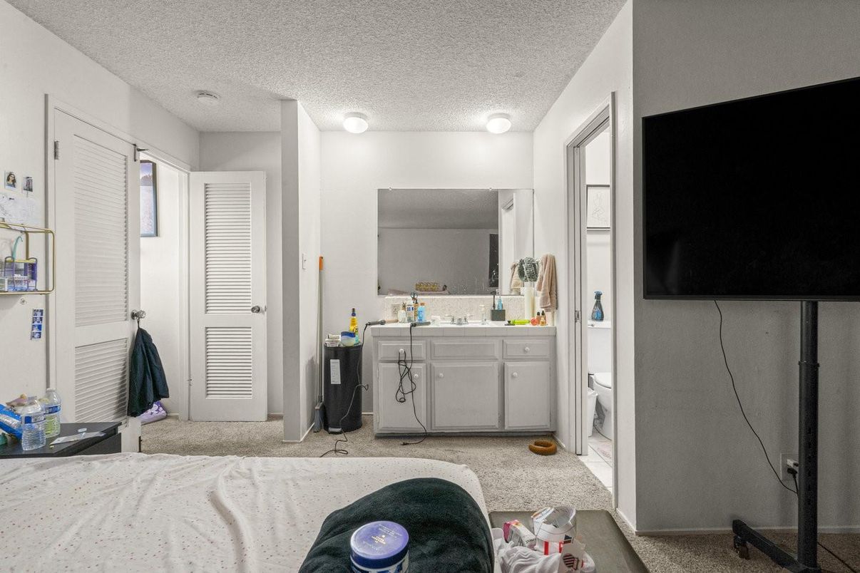 Bathroom, Bedroom, Interior