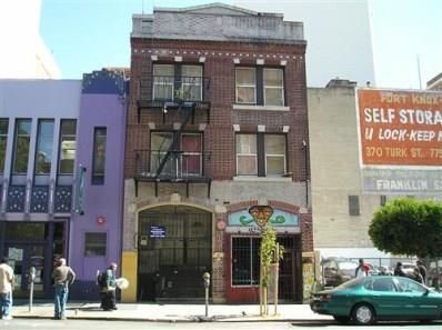 Exterior, Facade, Brick Facade, Rowhouse