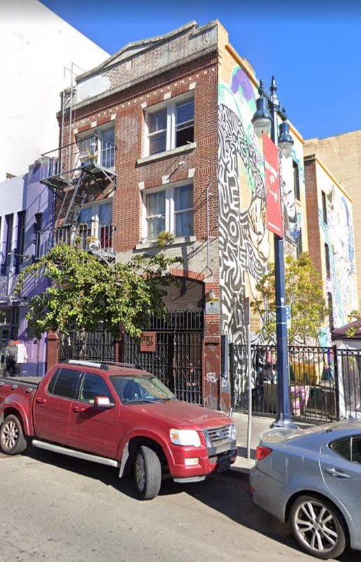 Exterior, Facade, Brick Facade, Rowhouse