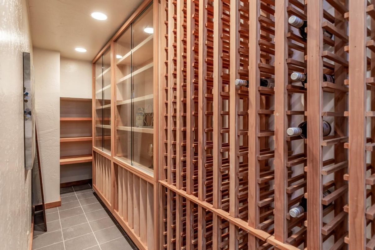 Interior, Recessed Lighting, Wine Storage