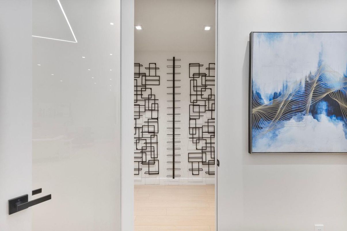 Interior, Recessed Lighting, Wine Storage