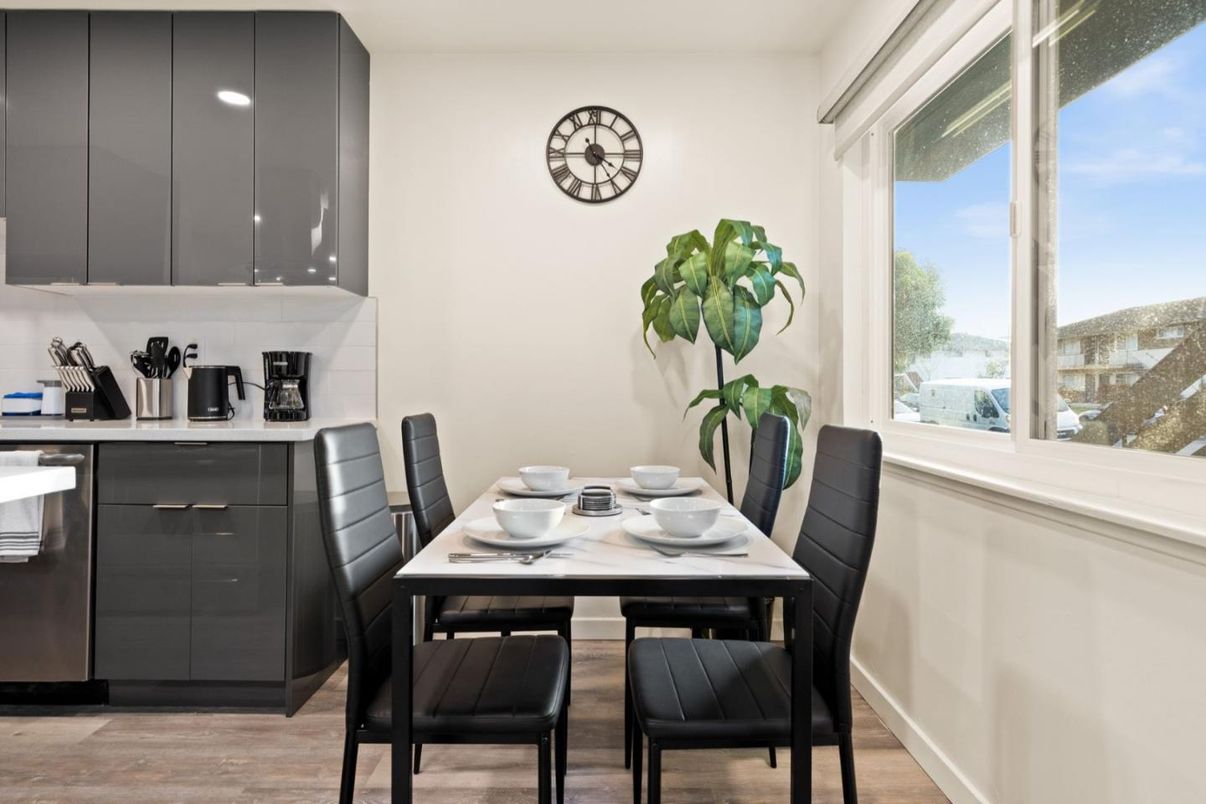 Dining room, Interior, Kitchen, Recessed Lighting, Wood Texture Flooring