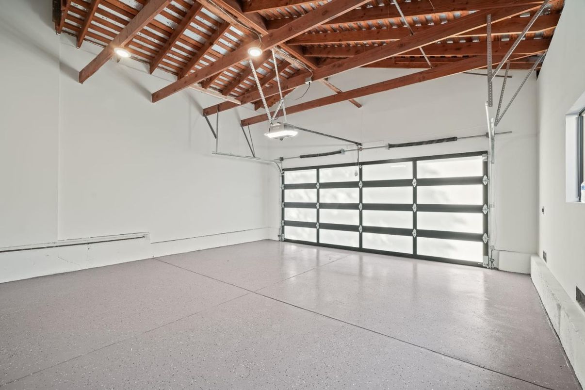 Garage, Interior, Wooden Beams, Wooden Ceilings