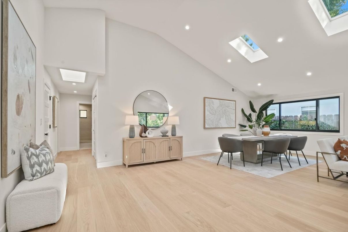 Dining room, Interior, Recessed Lighting, Wood Texture Flooring