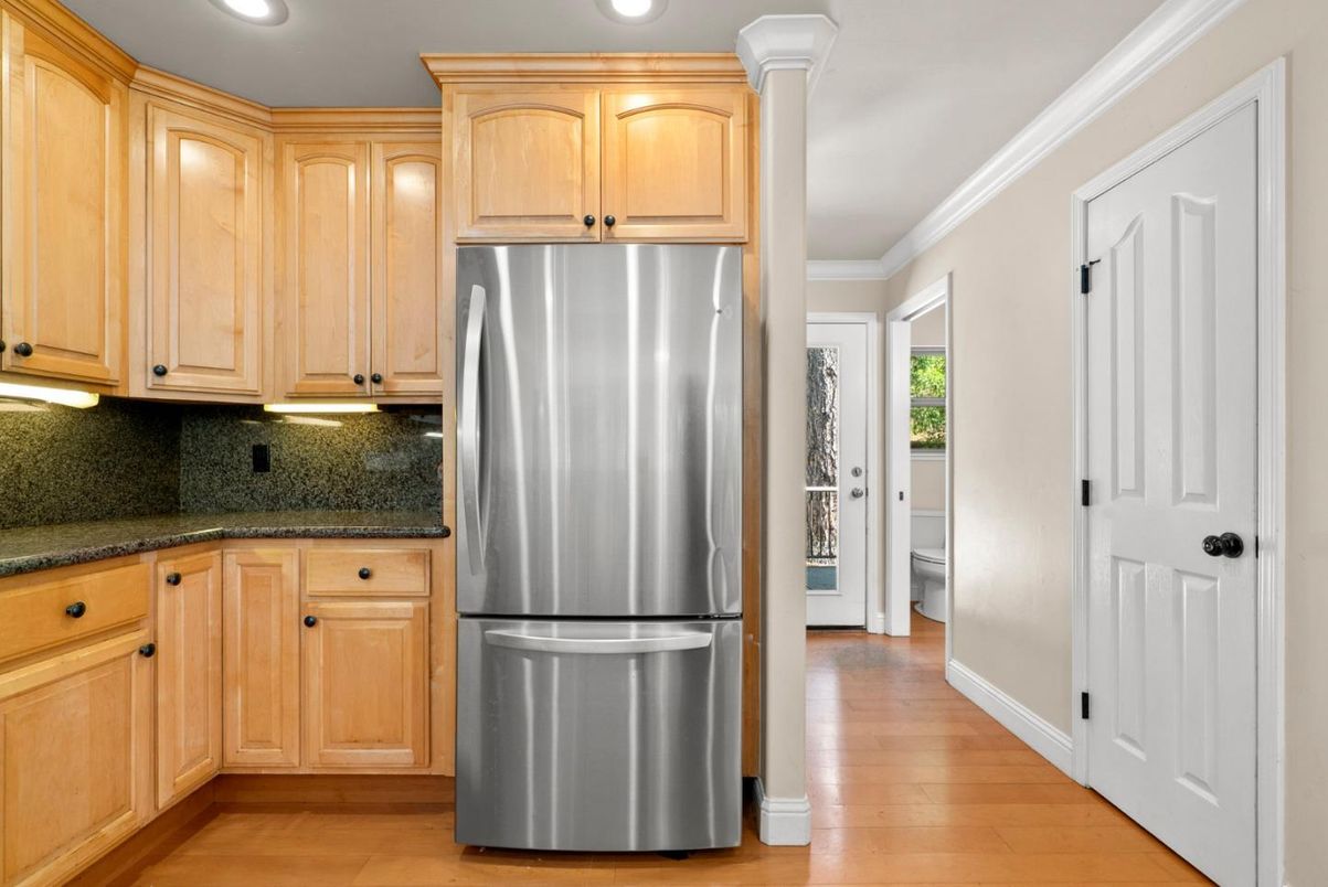 Interior, Kitchen, Recessed Lighting, Wood Texture Flooring