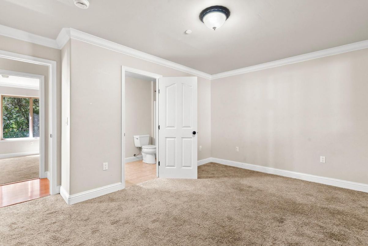 Bathroom, Empty room, Interior
