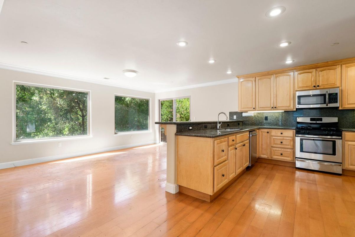 Interior, Kitchen, Recessed Lighting, Wood Texture Flooring