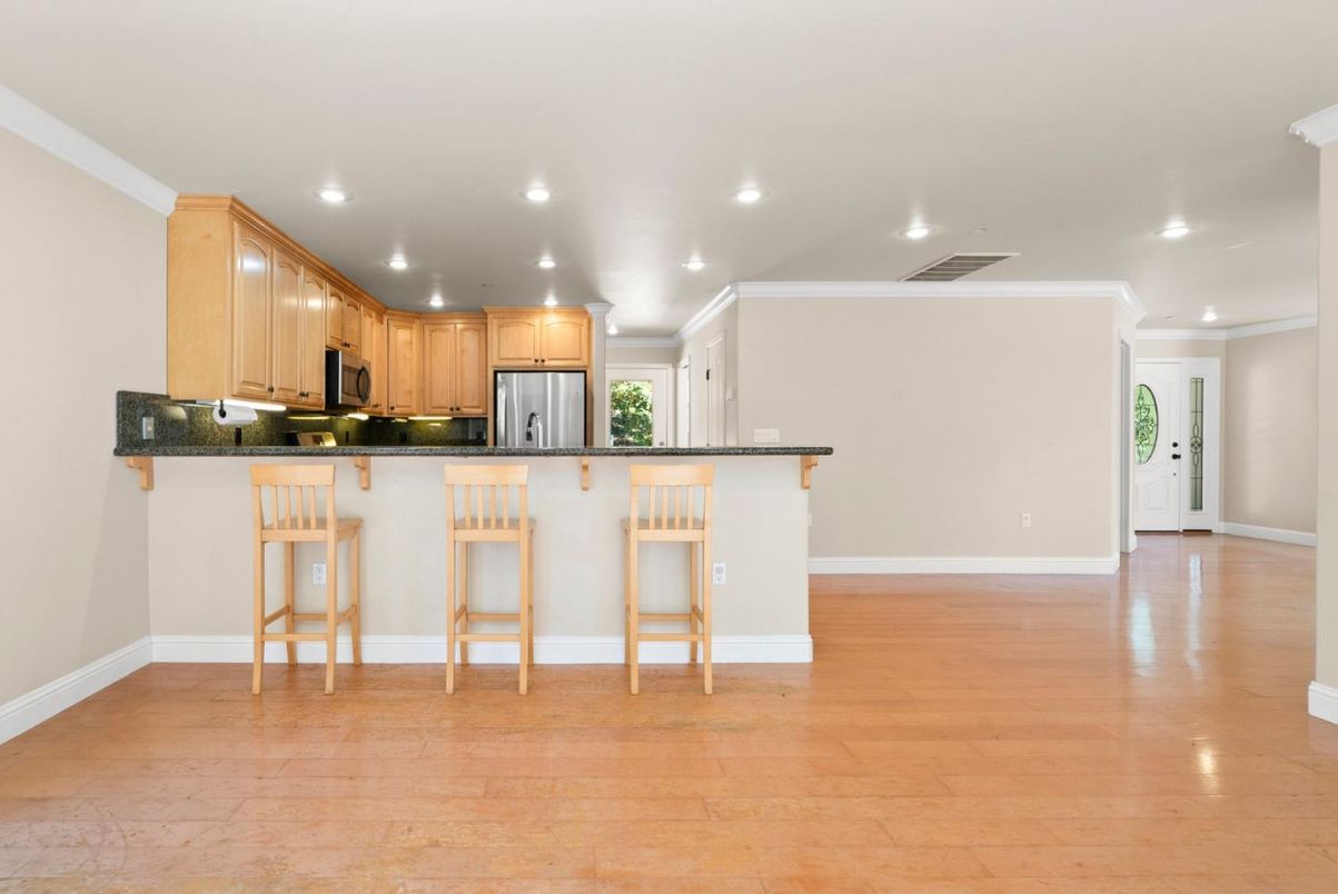 Interior, Kitchen, Recessed Lighting, Wood Texture Flooring