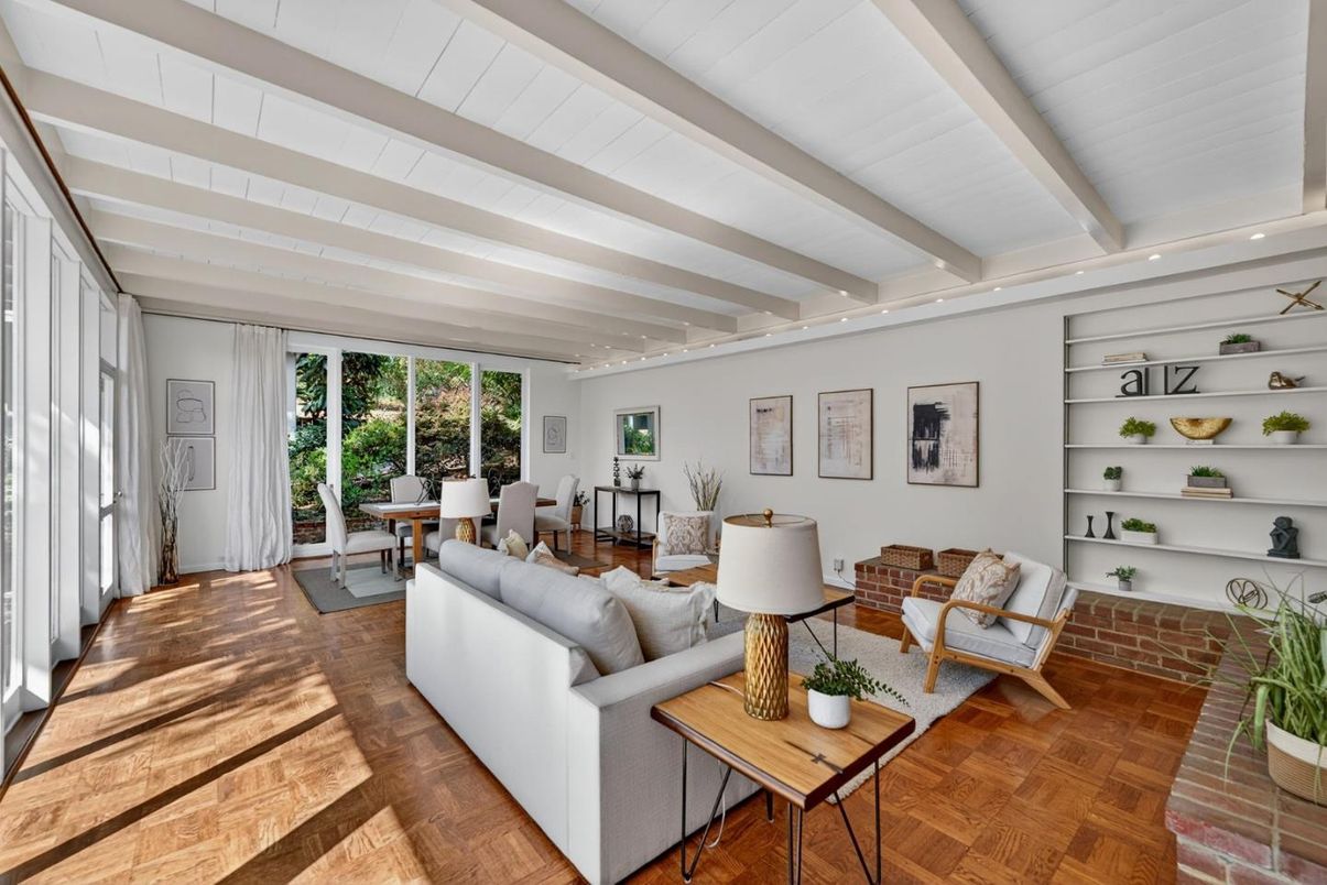 Dining room, Interior, Living room, Recessed Lighting, Wood Texture Flooring