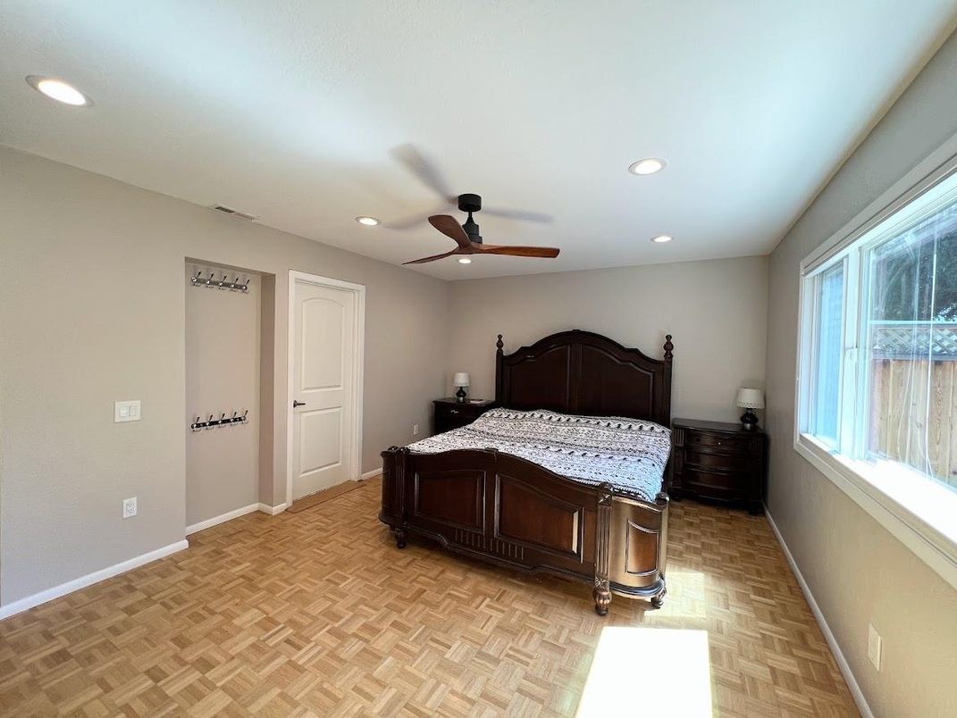 Bedroom, Interior, Recessed Lighting, Wood Texture Flooring