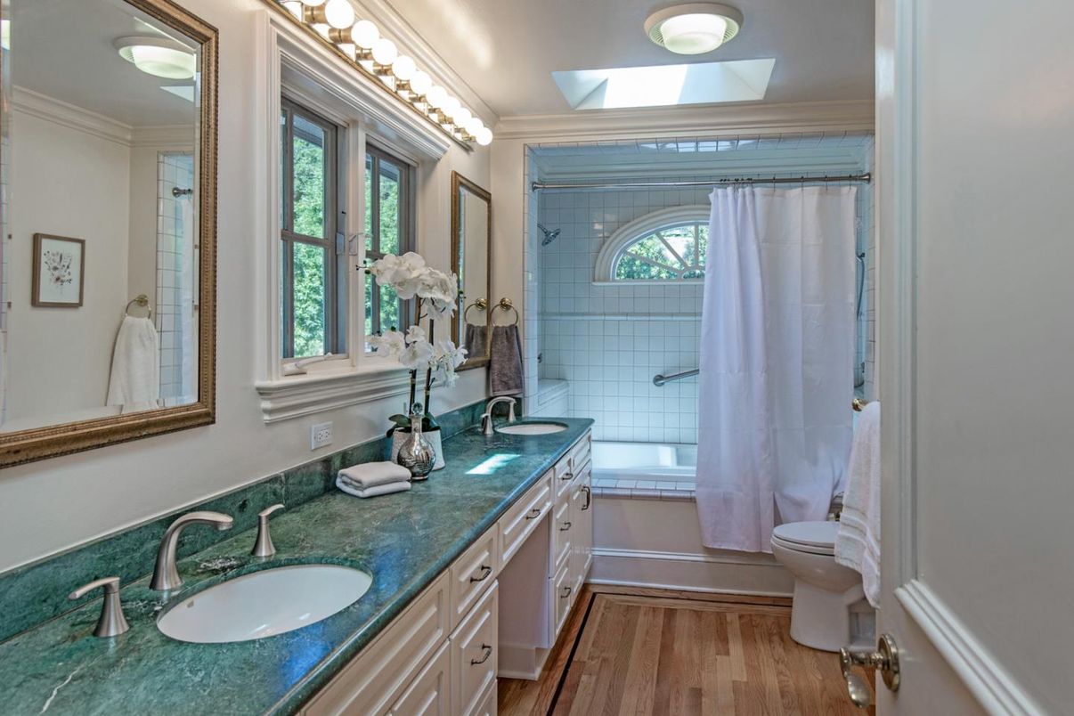 Bathroom, Dual Sink Vanities, Interior, Wood Texture Flooring