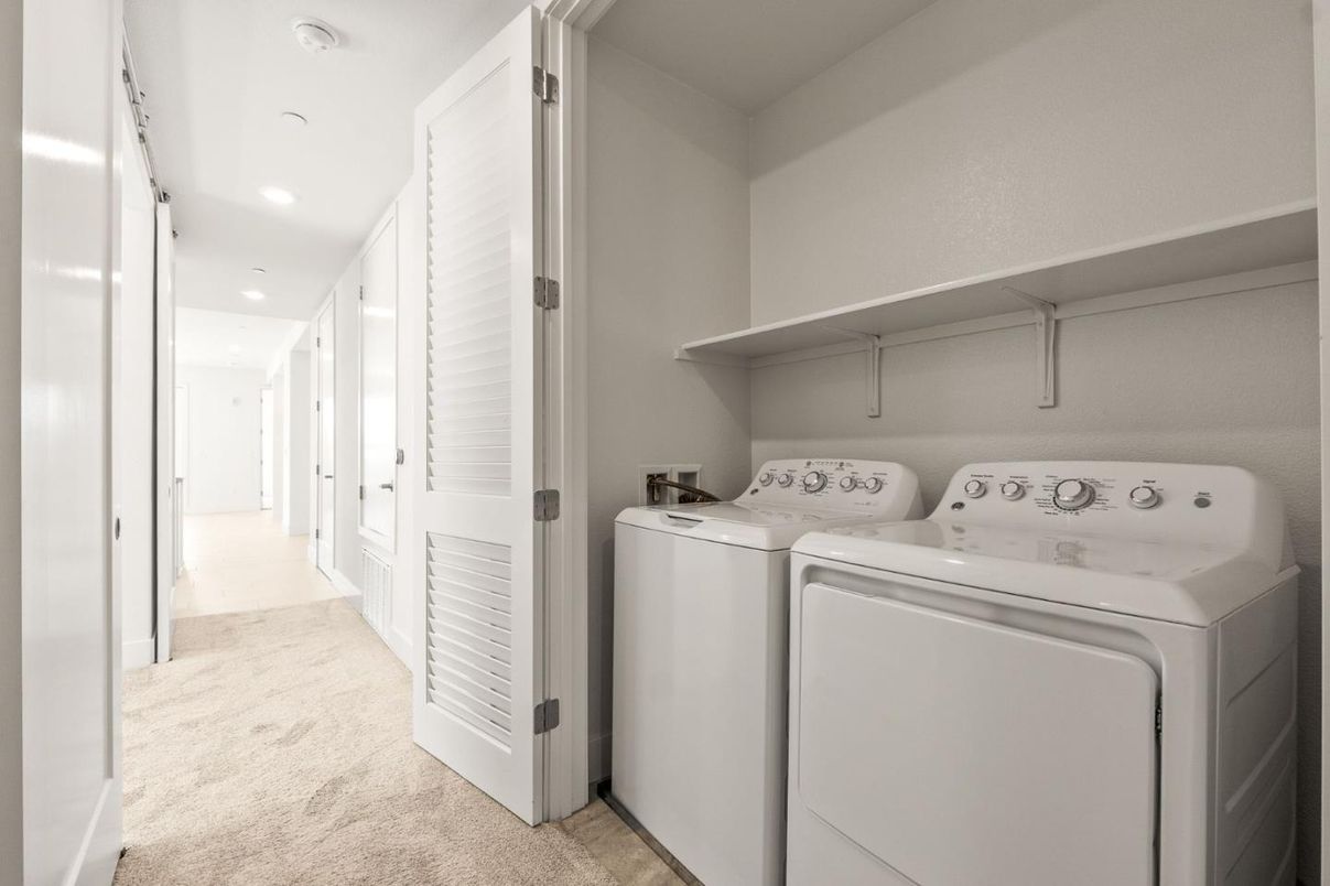 Interior, Recessed Lighting, Utility Closets, Washer