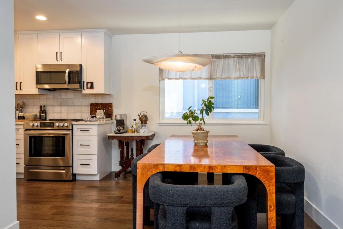 Dining room, Interior, Kitchen, Pendant Lights, Recessed Lighting, Stainless Steel Appliances, Wood Texture Flooring