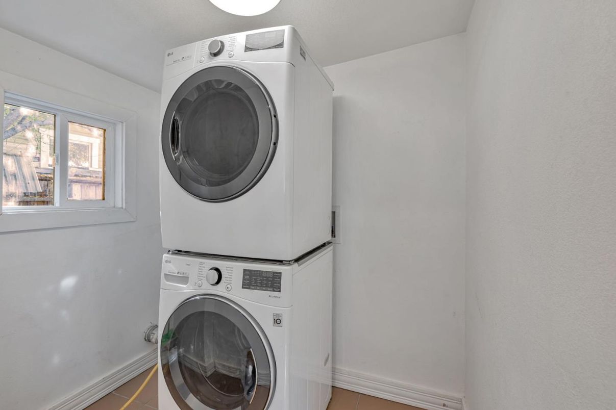 Interior, Utility Closets, Washer