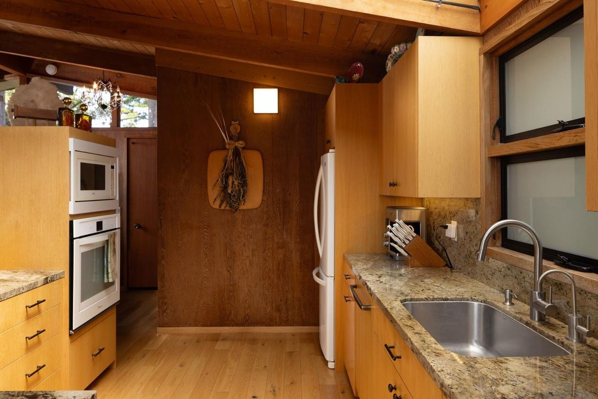 Chandelier, Interior, Kitchen, Wooden Beams, Wooden Ceilings, Wood Texture Flooring
