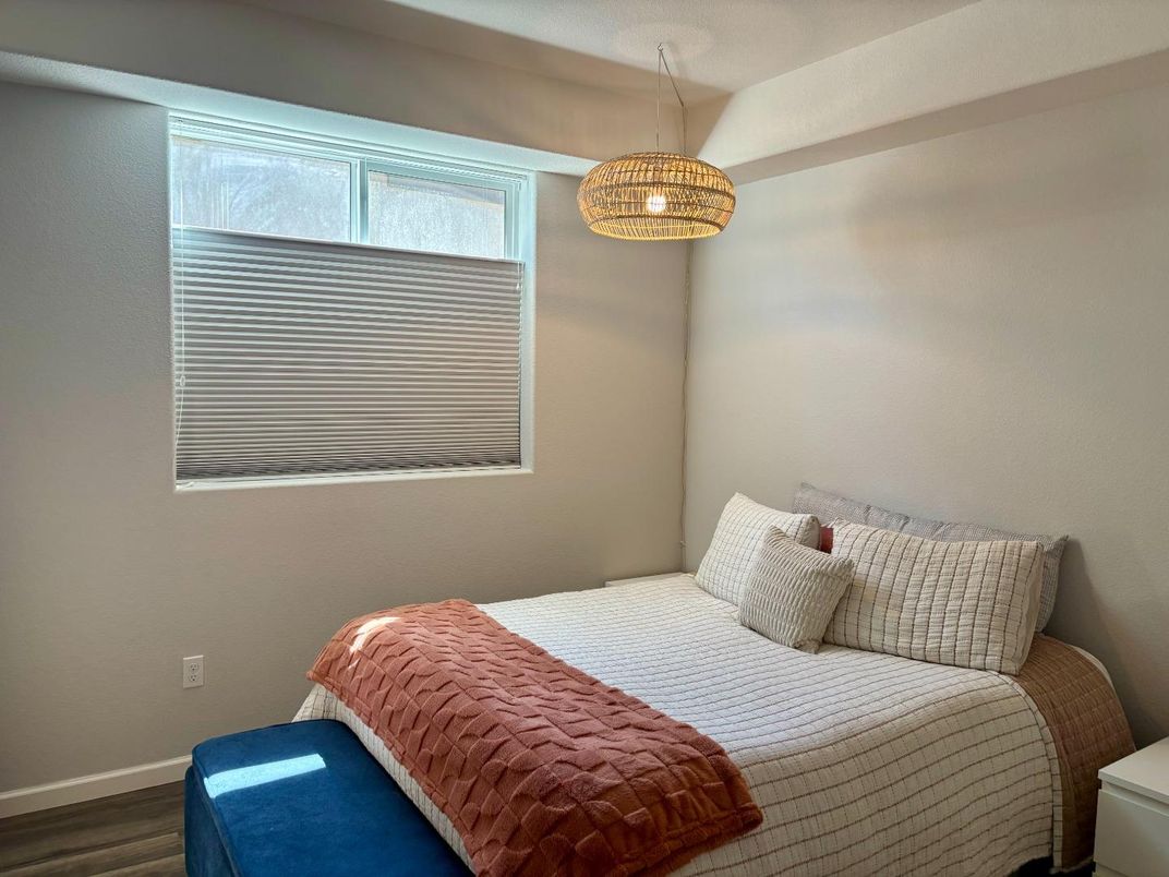 Bedroom, Interior, Pendant Lights, Wood Texture Flooring