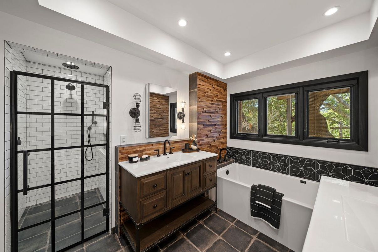 Bathroom, Dual Sink Vanities, Free Standing Baths, Interior, Recessed Lighting